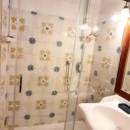 Matisse - Damecuta Park Apartman *